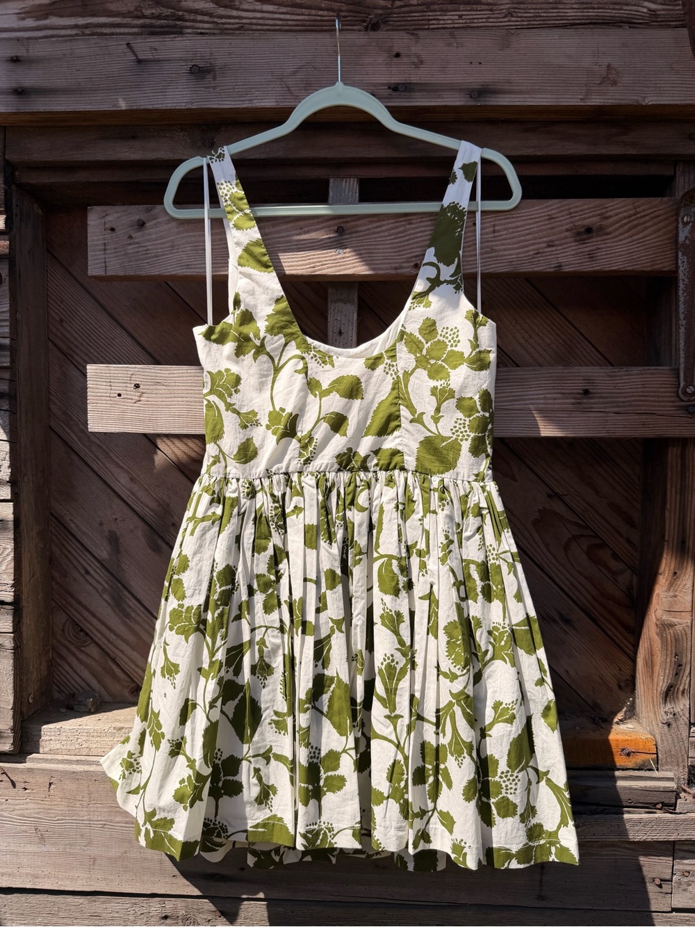 Badgley Mischka Cream Dress with Olive Green Floral Print - Picture 5 of 5